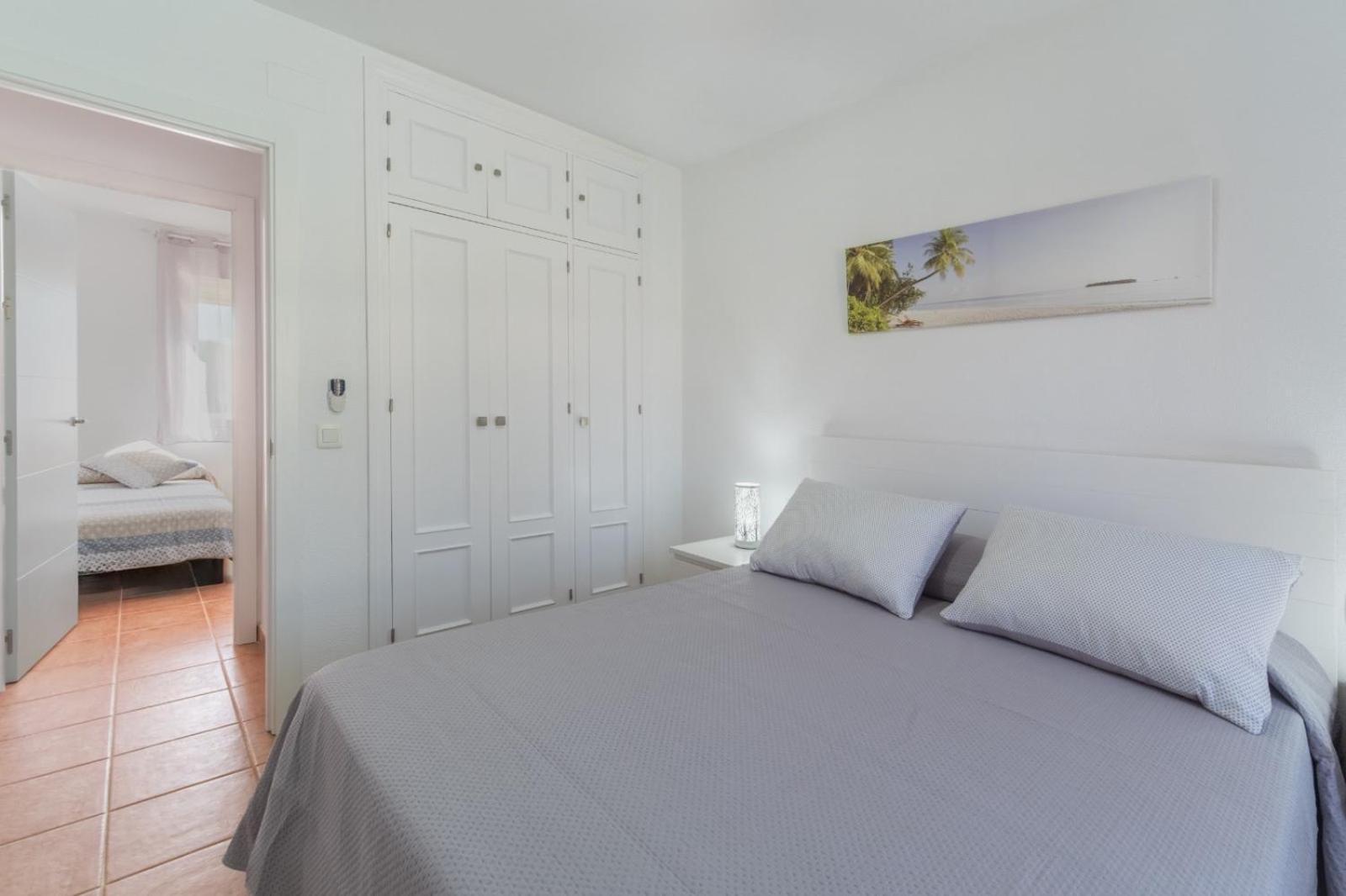 Apartmán Urbanizacion Jardin Del Golf 1 Novo Sancti Petri Exteriér fotografie